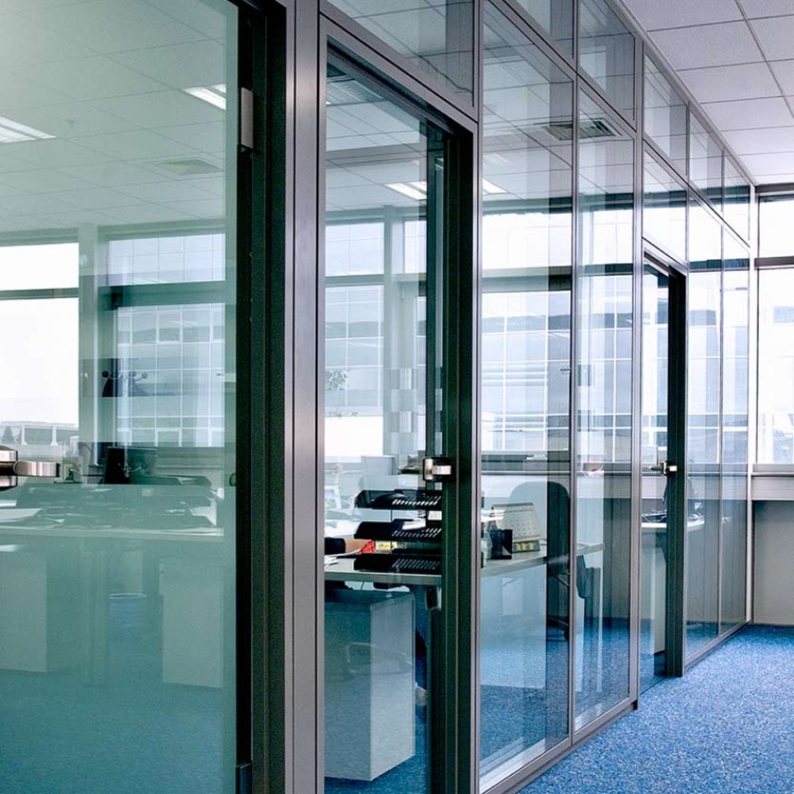 林德納有框玻璃隔斷