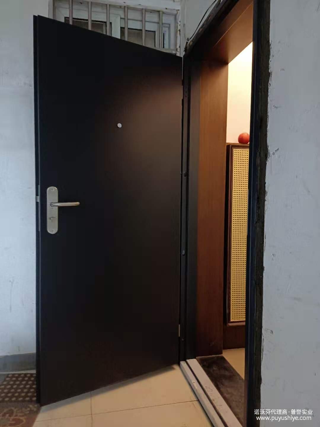 諾沃芬入戶門案例