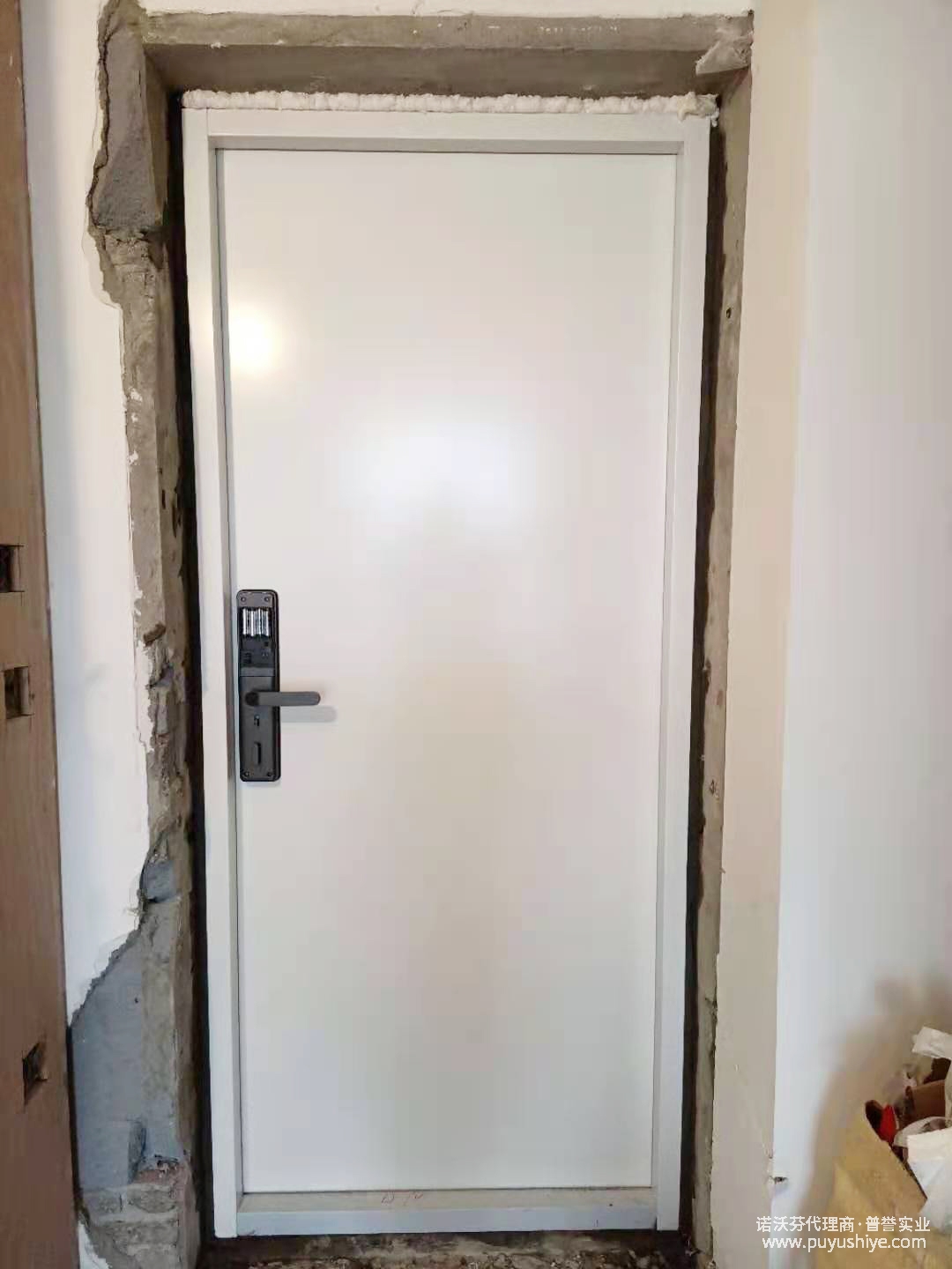 諾沃芬入戶門案例