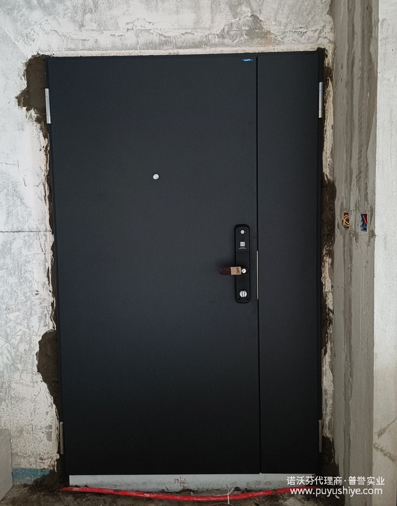 諾沃芬入戶(hù)門(mén)