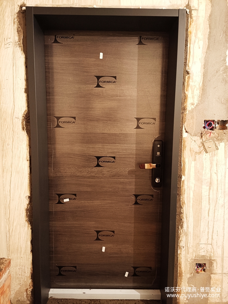 諾沃芬入戶門(mén)