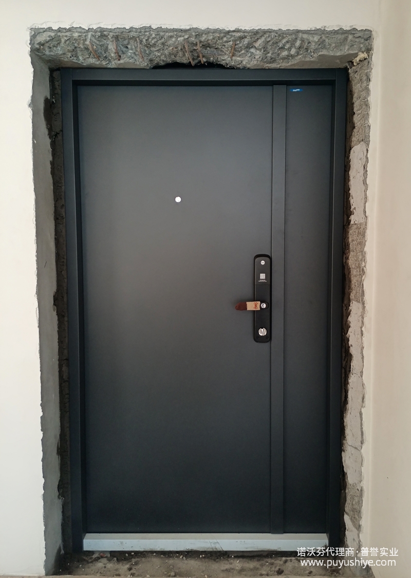 諾沃芬入戶門(mén)