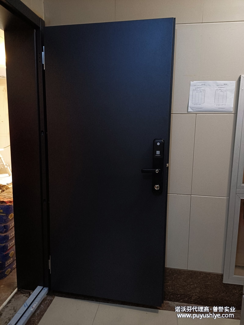 諾沃芬入戶(hù)門(mén)