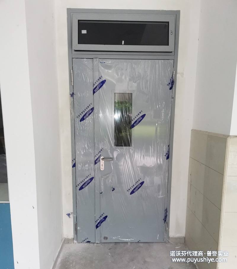 諾沃芬室內(nèi)門