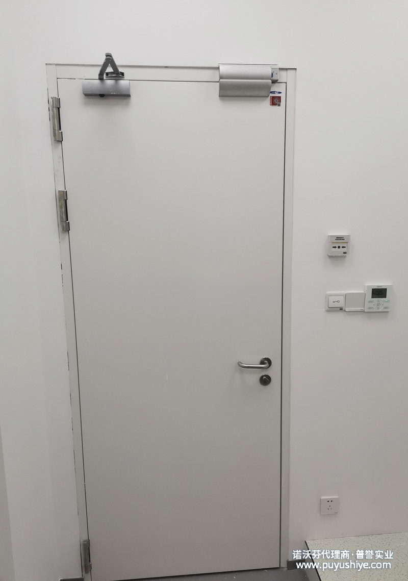 諾沃芬防火門(mén)